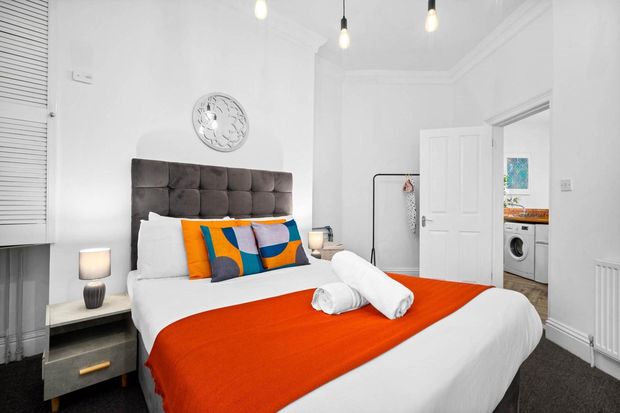 Luxury Apartment - Wolverhampton - Netflix - Smart Tv - Fast Wifi - 7Apc Esterno foto